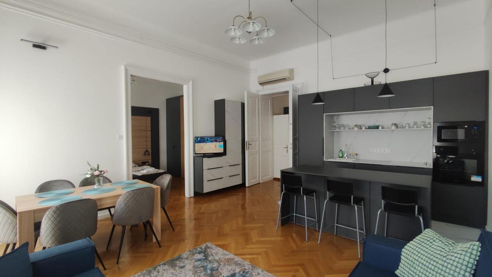 Mirai Apartman Budapest Esterno foto